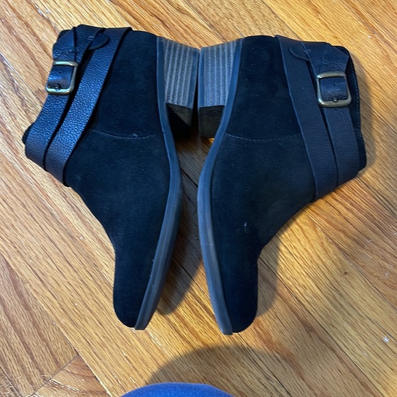 EUC Clark’s Bootie - size 7.5 - Picture 4 of 7